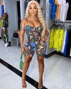 伊玥 New In Short Done Jumpsuit