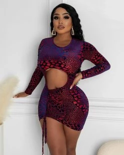 统衣 New In ROYAL VELVET PEEK-A-BOO DRESS