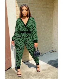 摩朵 FIERCE FELINE SUIT New In