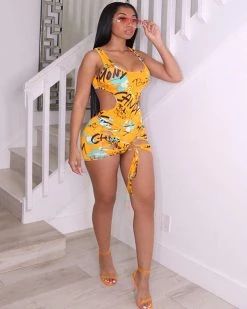 Divanewlook Graffiti Skirt Set New In