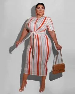 新莱亿 San Diego Tie Waist Dress