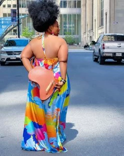 Divanewlook Around The World Halter Dress