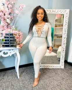 金宸 PIA JUMPSUIT New In