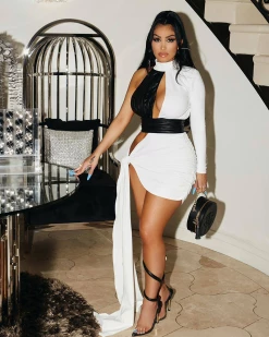 温蒂诗 New In VOGUE (Pink|White) Dress