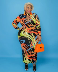 启飞 New In NEON CIRCLE LINK DRESS