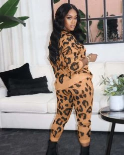 维安 Matching Set LEOPARD PANTS SET