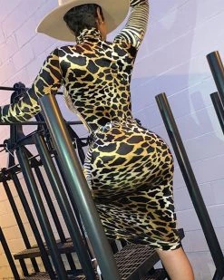 黑方 Tiger And Leopard Striped Dress