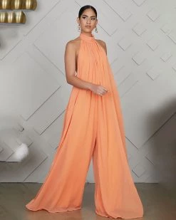 衣莱雅 Lime Flowin’ Halter Wide Leg Jumpsuit Jumpsuit & Romper