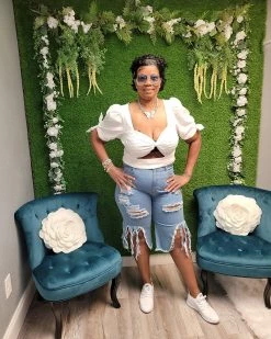 Divanewlook DELICIA DISTRESSD JEAN SHORTS New In