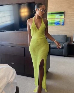 Divanewlook Beach Please Dress New In