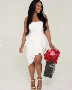 Divanewlook “Style & Grace” Dress New In