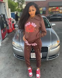 Divanewlook New In Cartoon Graphic Pocket Hoodie