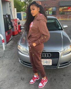 Divanewlook New In Cartoon Graphic Pocket Hoodie