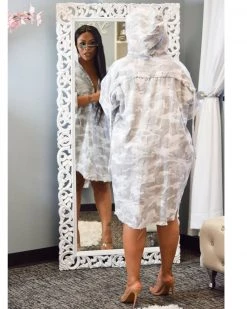 鑫依莱 CAMO SPARKLE TUNIC